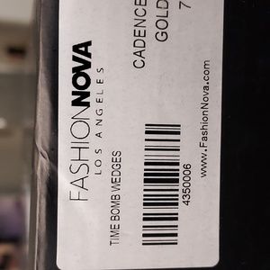 Brand new pair of Time bomb wedges size 7